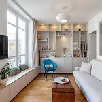 Cozy Faubourg St Martin Retreat