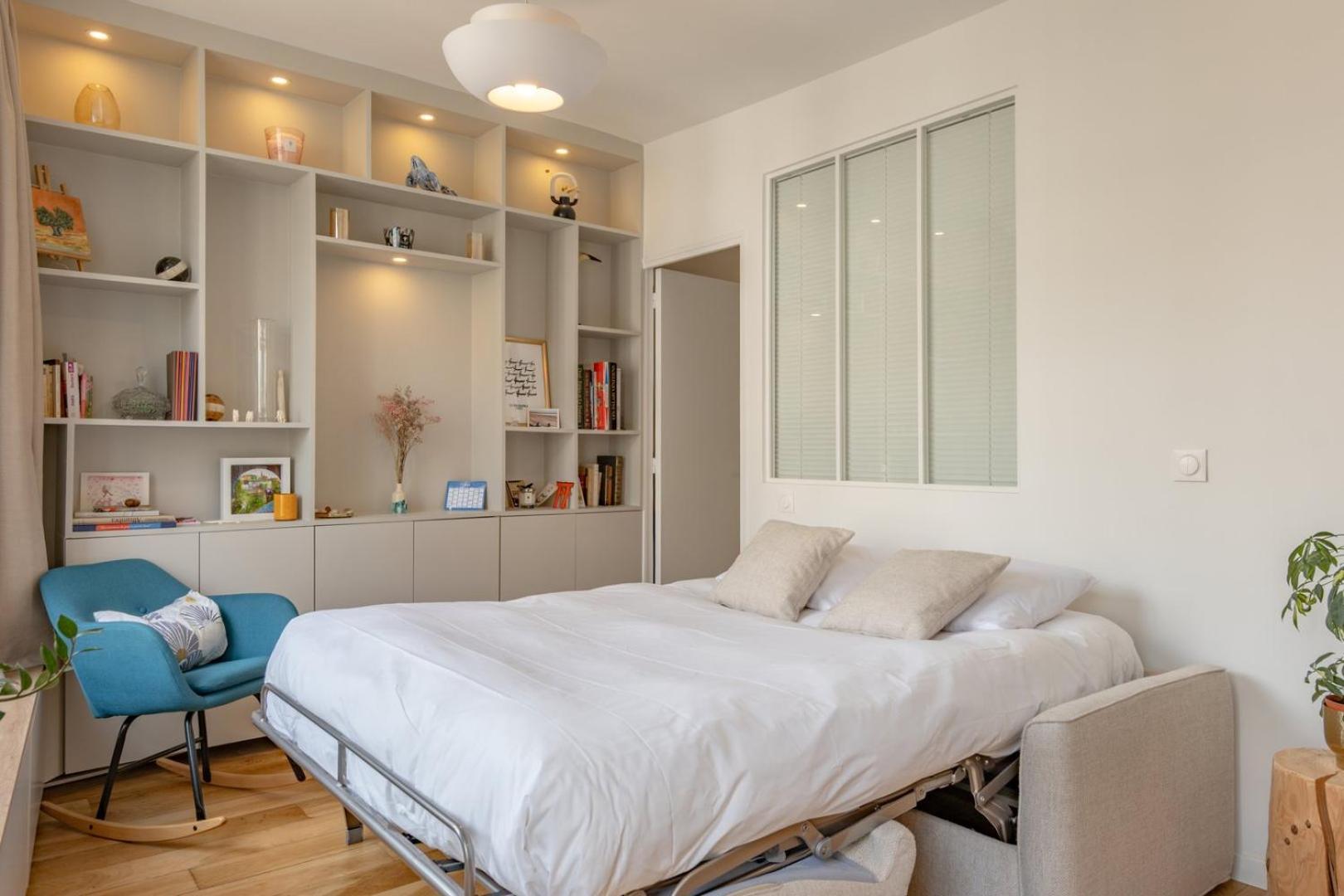 Cozy Faubourg St Martin Retreat Paris